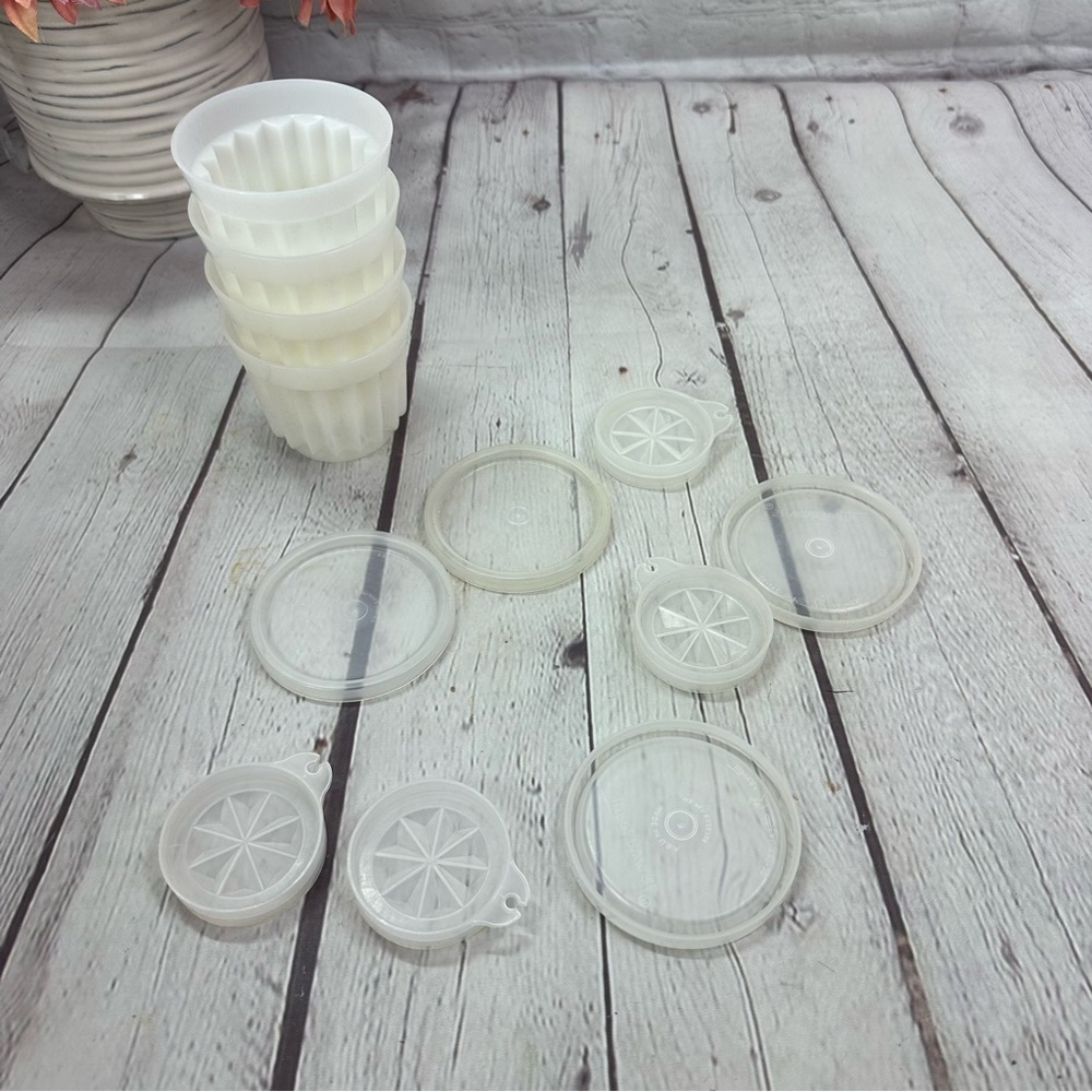 vintage tupperware jel-ette mold Set of 4 White Plastic Molds for Jell-o dessert - Picture 6 of 8